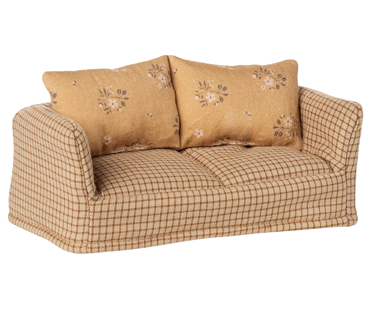 Couch-Mouse, Mable