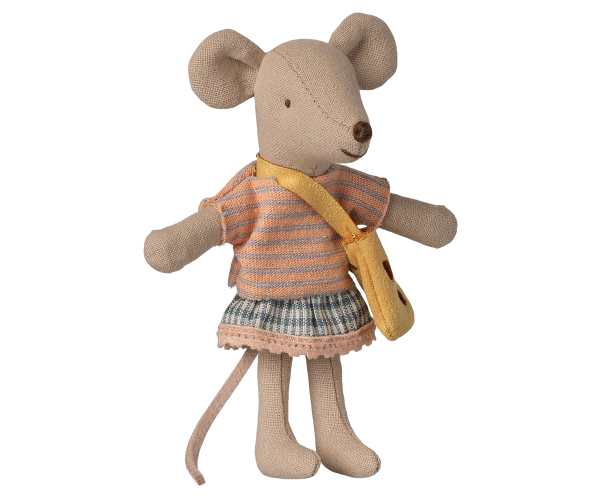 Little Sister Mouse w/Bag