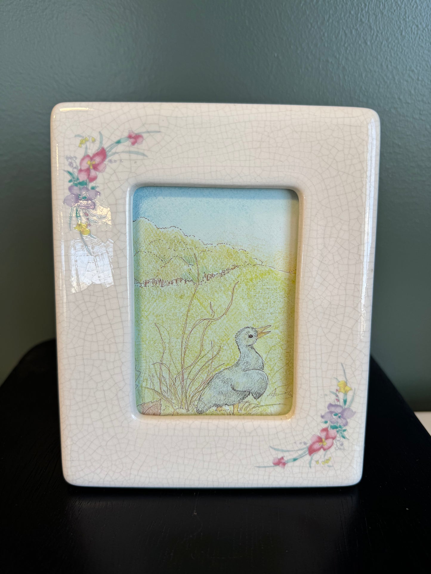 Pre-Loved Ceramic Floral Picture Frame