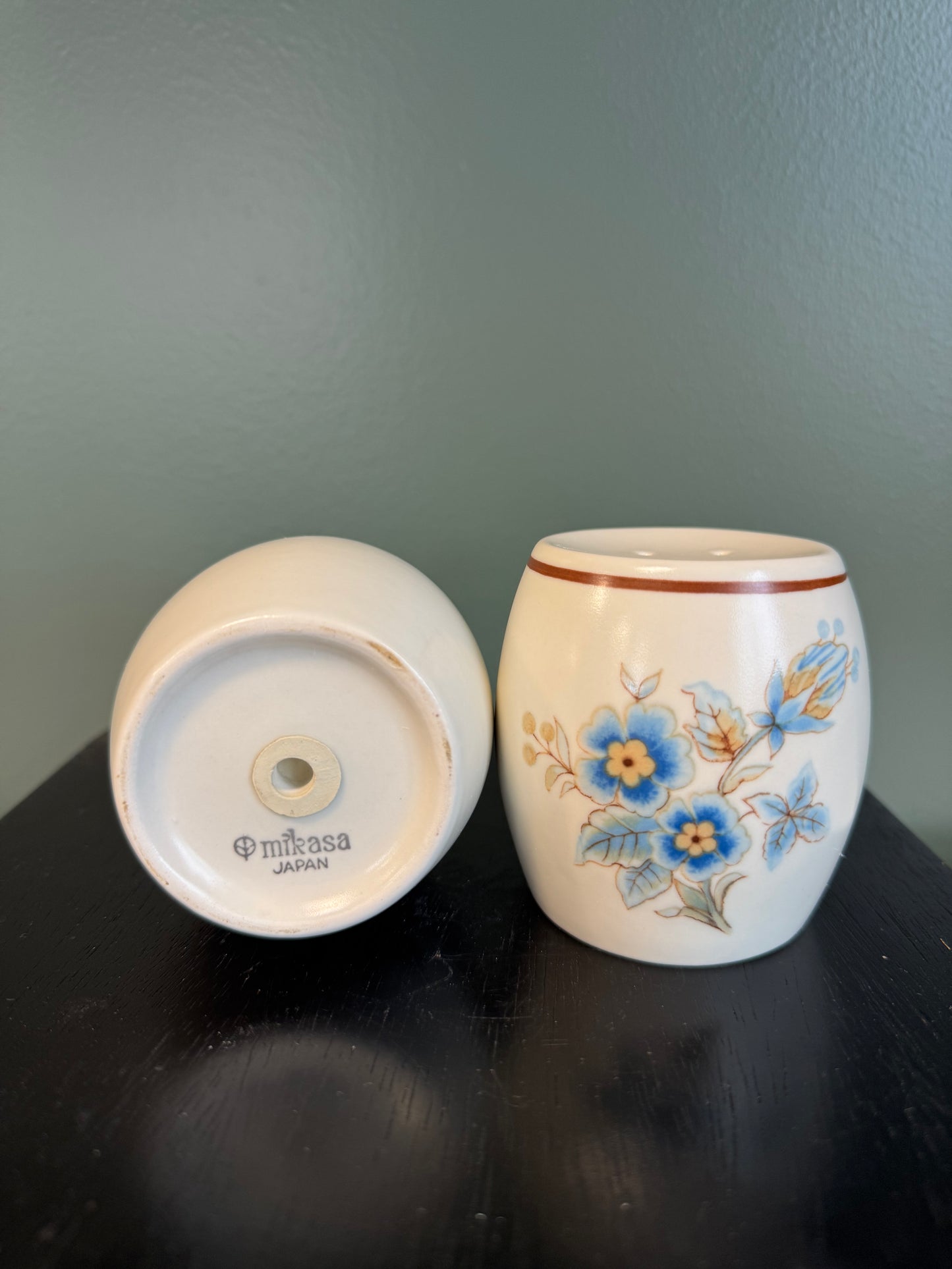 Pre-Loved Blue Flower Salt & Pepper Shakers