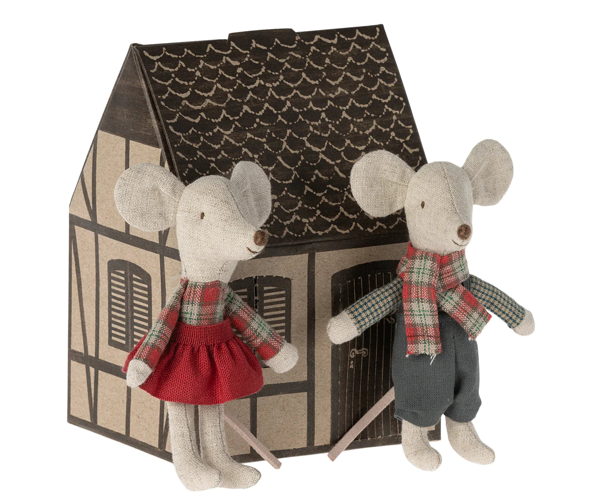 Winter Mouse Twins