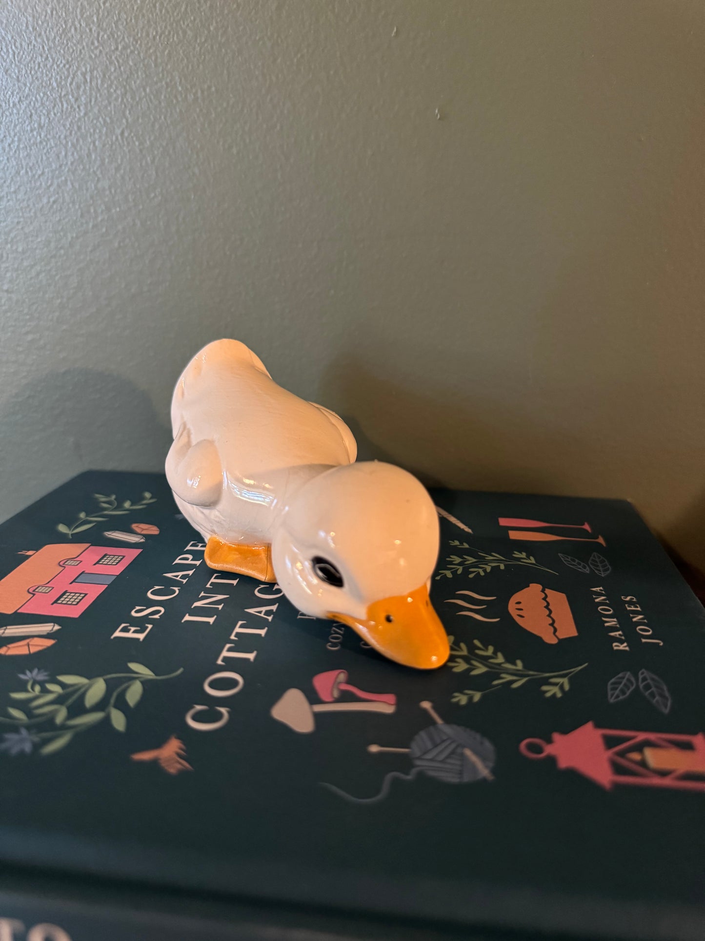 Cutesy Little Ceramic Goose