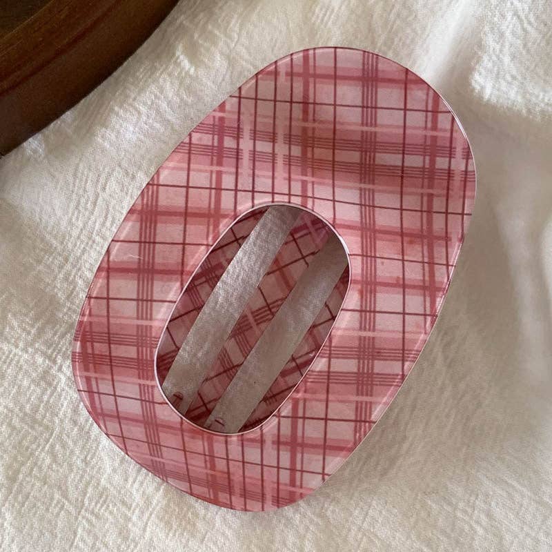 Retro Print Oval Hair Claw