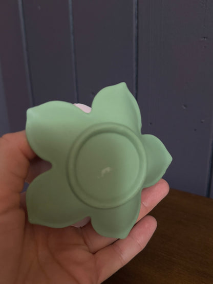 Set of 2 Ceramic Flower Candle Holders