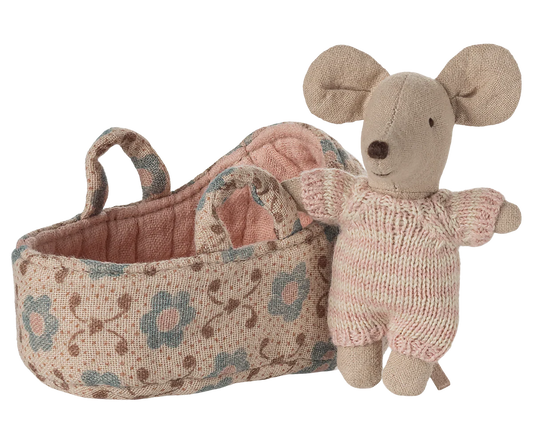 Baby Mouse in Carry Cot-Rose