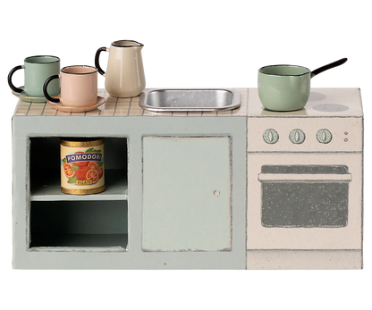 Kitchen Counter Mouse