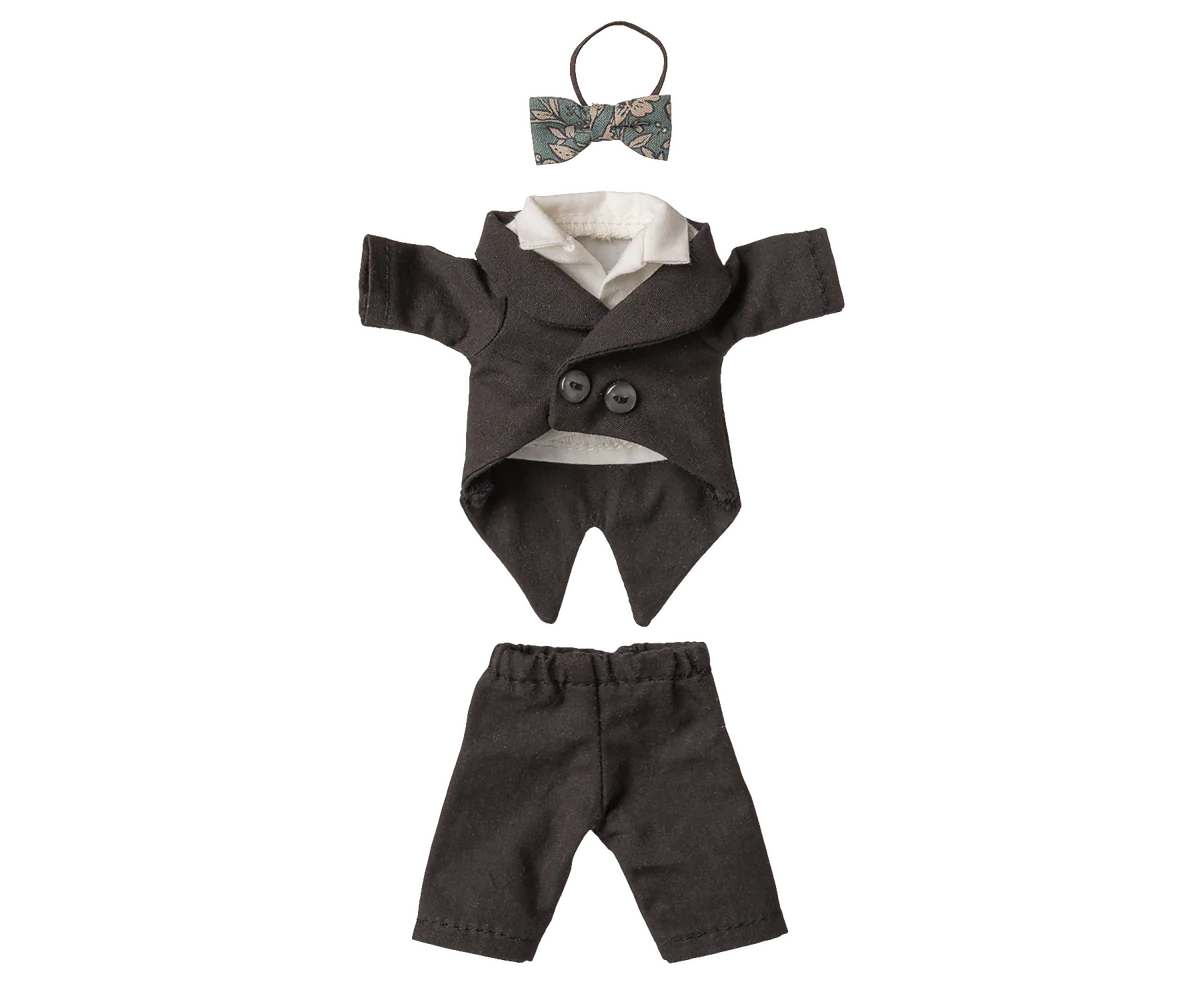 Wedding Suit - Dad Mouse