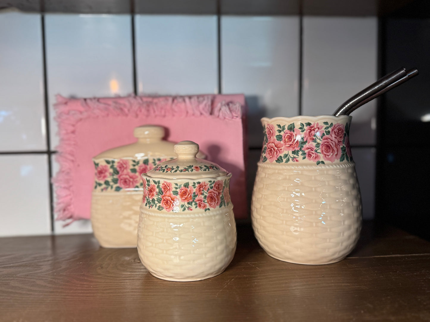 4 pc. set of ceramic decor
