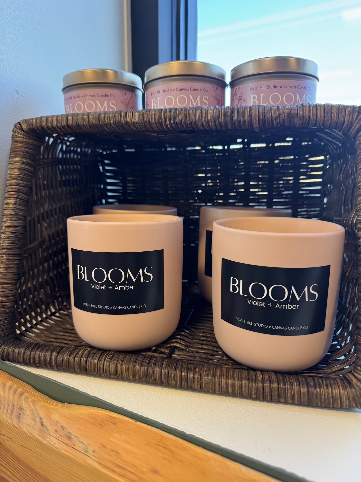 BLOOMS Candle - Violet + Amber