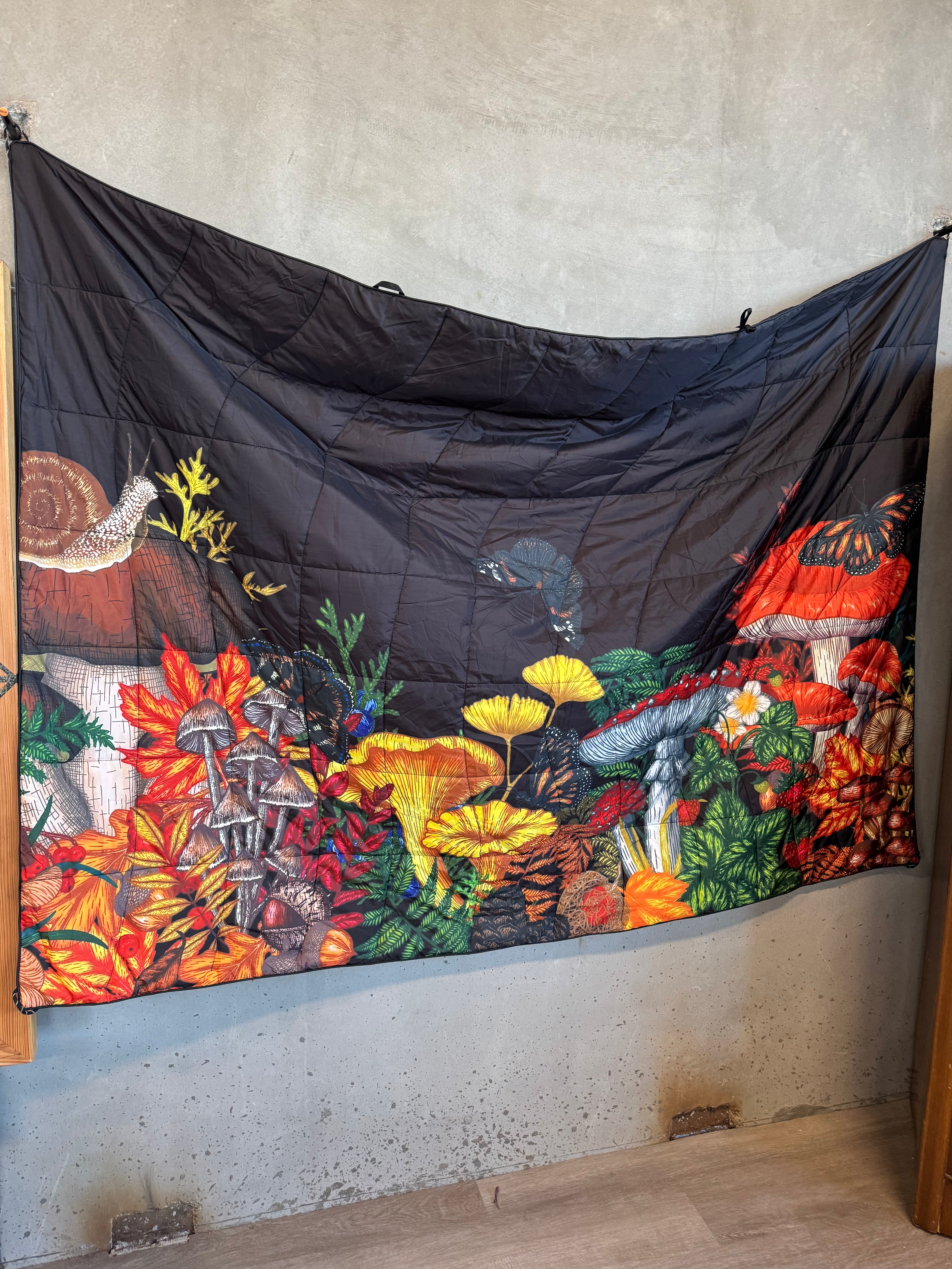 Adult Puffy Camp Blanket