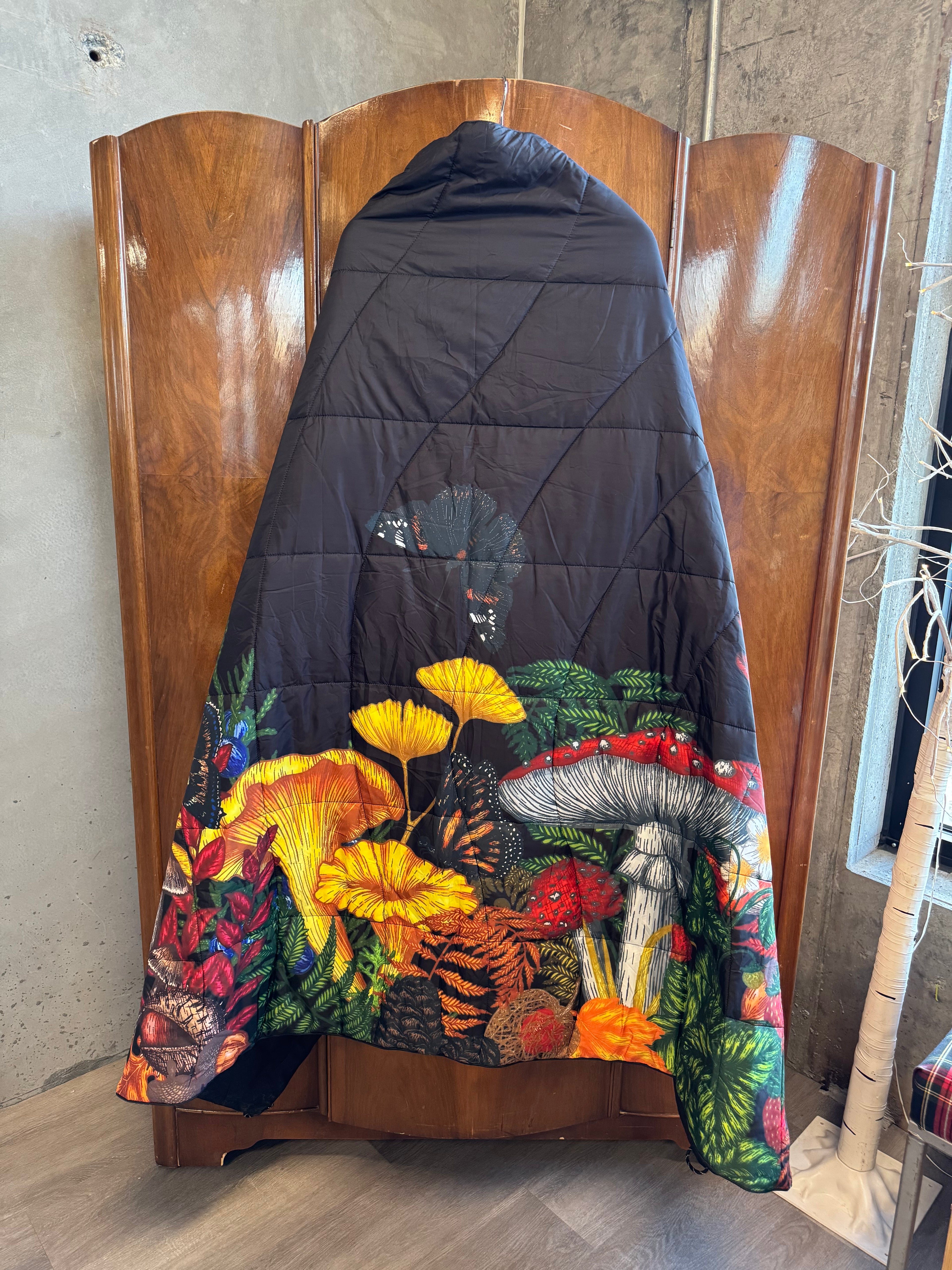 Adult Puffy Camp Blanket