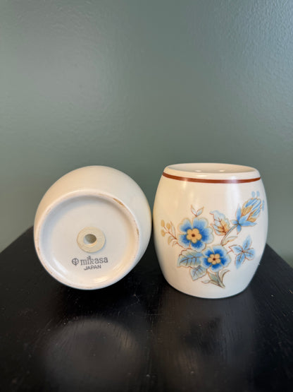 Pre-Loved Blue Flower Salt & Pepper Shakers