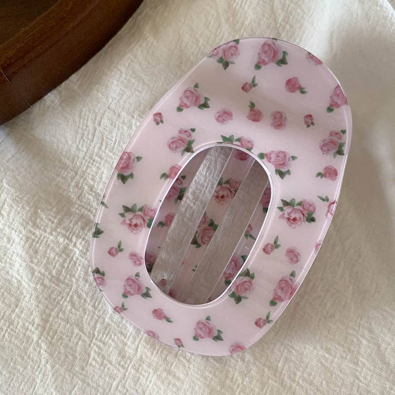 Retro Print Oval Hair Claw
