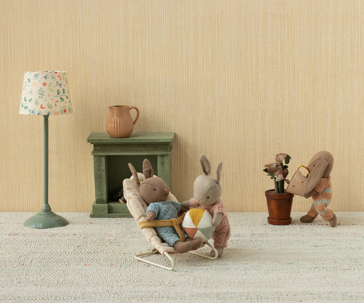 Rabbit Set, Micro-Rose