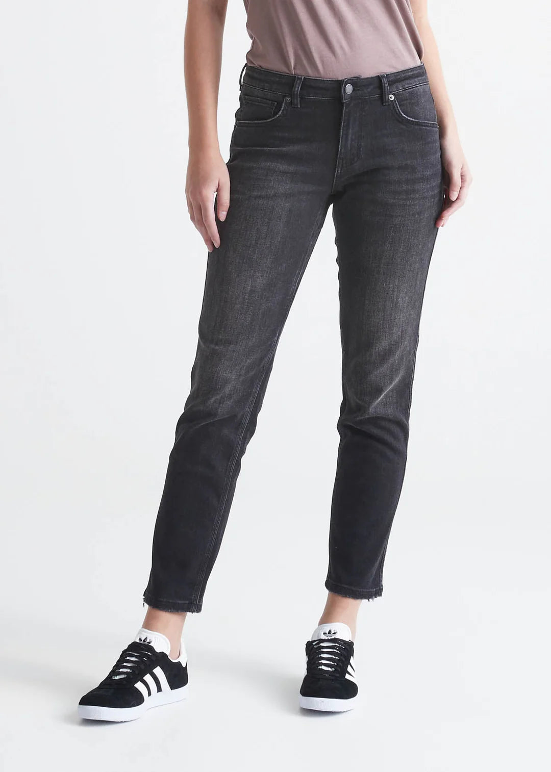 Girlfriend Jean - Vintage Black